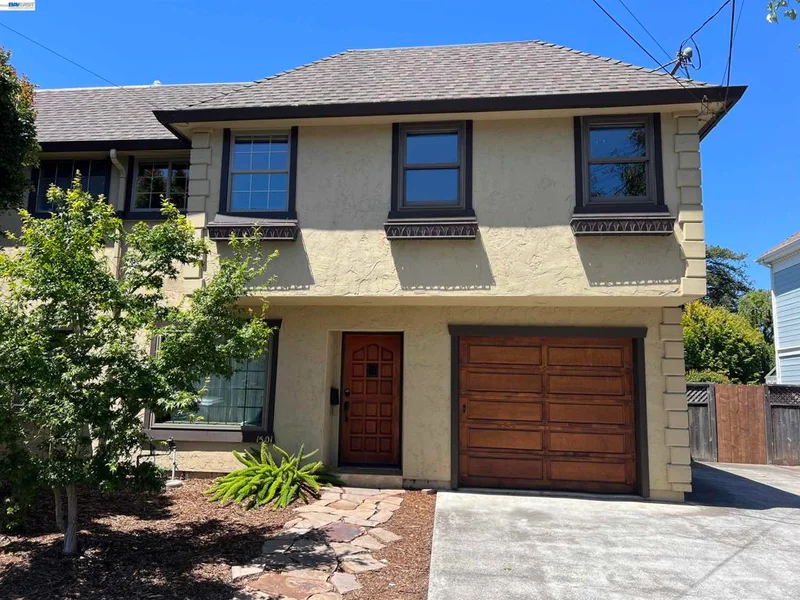 1501 8th St, Alameda, CA 94501