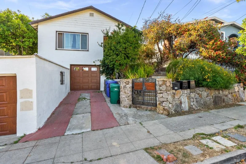 Photo 2 of 24432445 24th Avenue