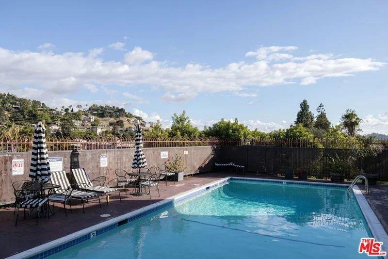 3030 Valle Vista Drive 27 photo 2
