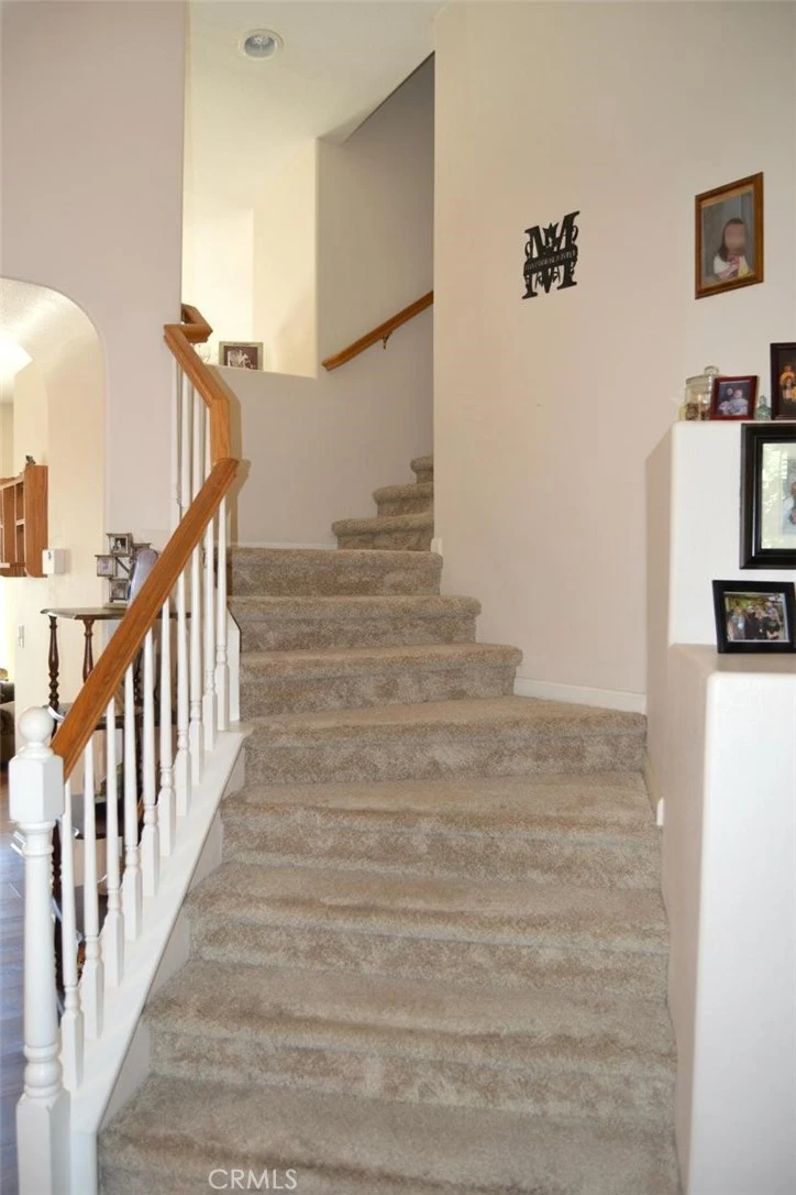 Interior 4