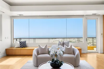 1554 E Oceanfront
