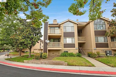 2242 Brega Lane