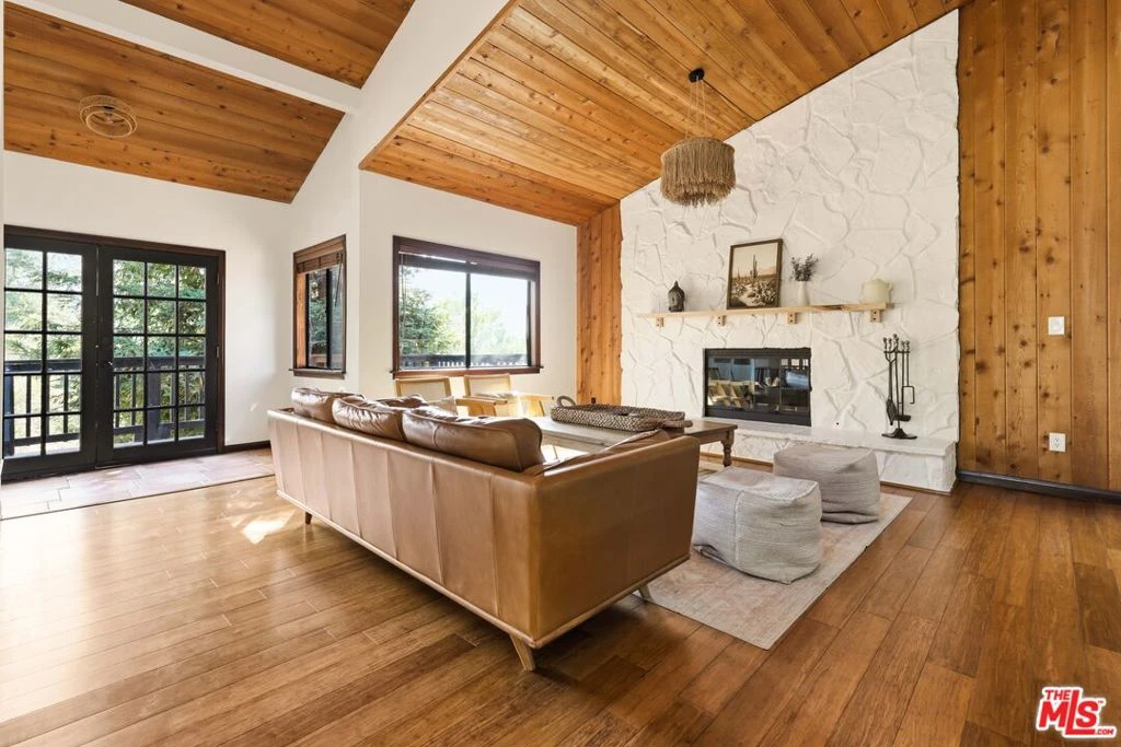 Interior 1