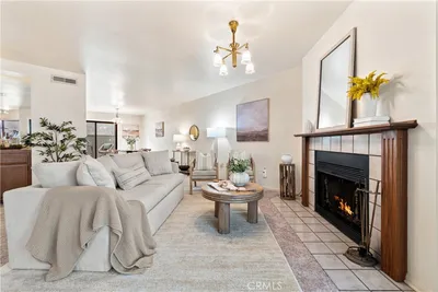 2601 E 19th Street 12