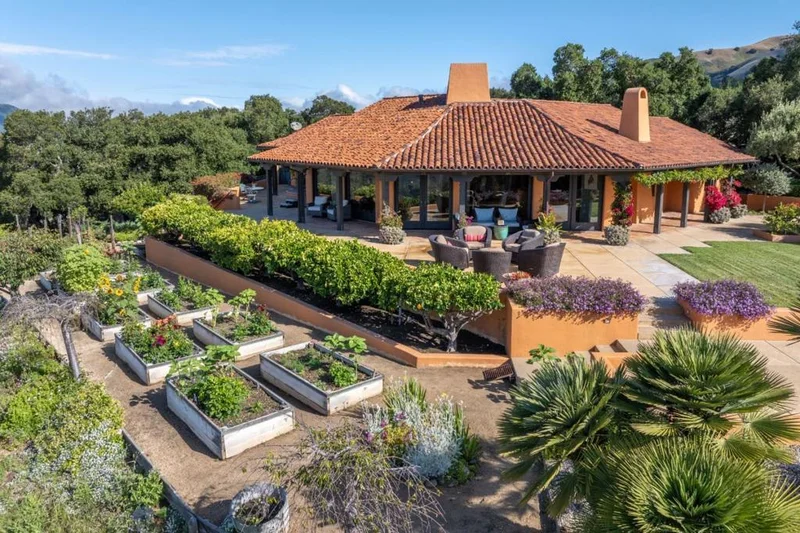 275 El Caminito Road, Carmel Valley, CA 93924