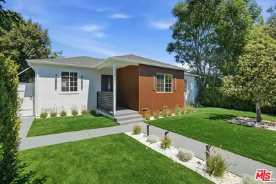 17721 Burbank Boulevard, Encino, CA 91316