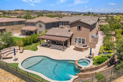 13112 Canyon Wren Court