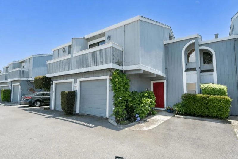 2960 Leotar Circle, Santa Cruz, CA 95062