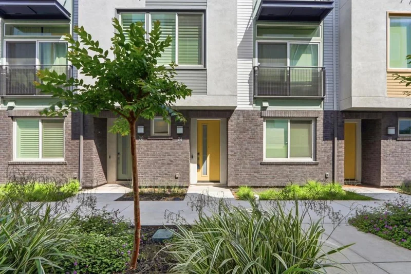 214 Proximity Way