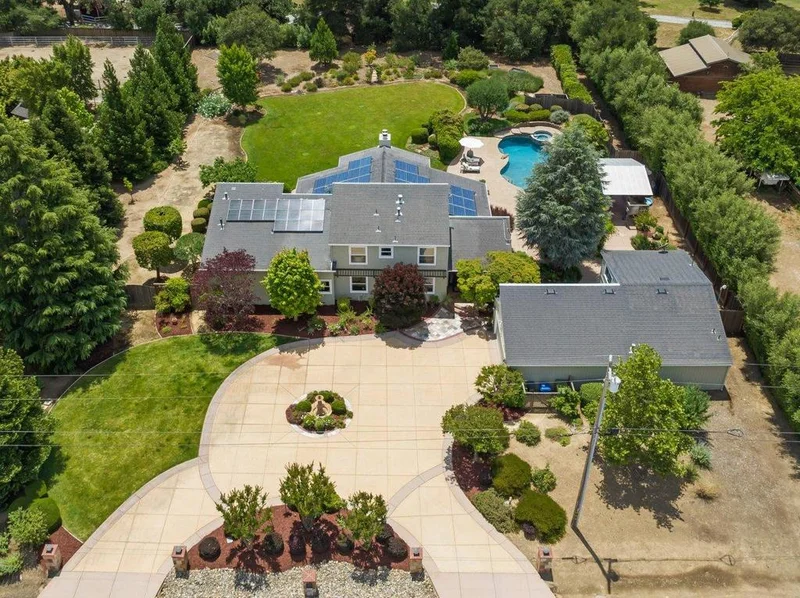 8859 Poppy Lane, Gilroy, CA 95020