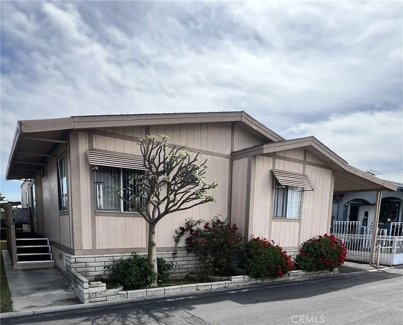 16707 Garfield #2008, Paramount, CA 90723