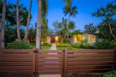 1962 Fullerton Avenue
