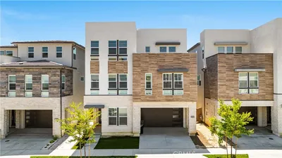 1135 poppy Court photo 2