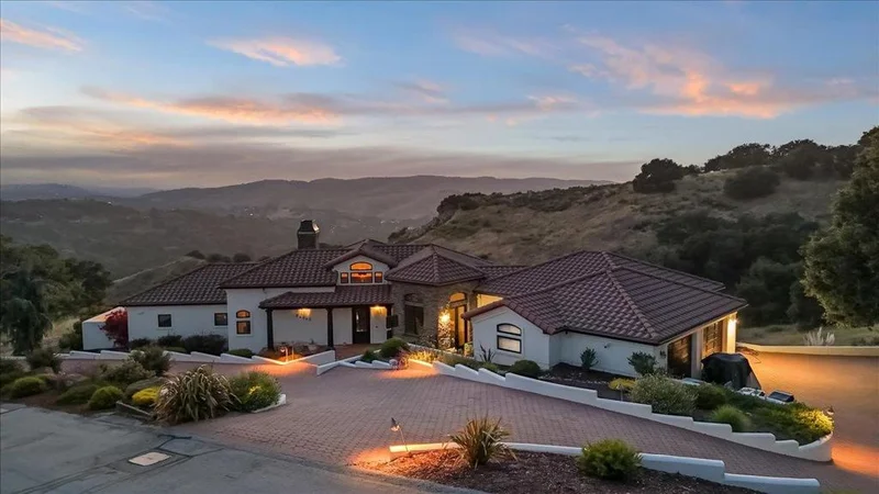 24542 Rimrock Canyon Road
