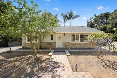 745 E Grandview