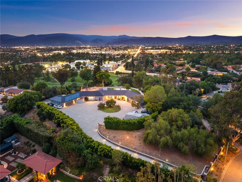 3029 E Los Cerillos, West Covina, CA 91791
