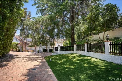 4414 Park Mallorca photo 2