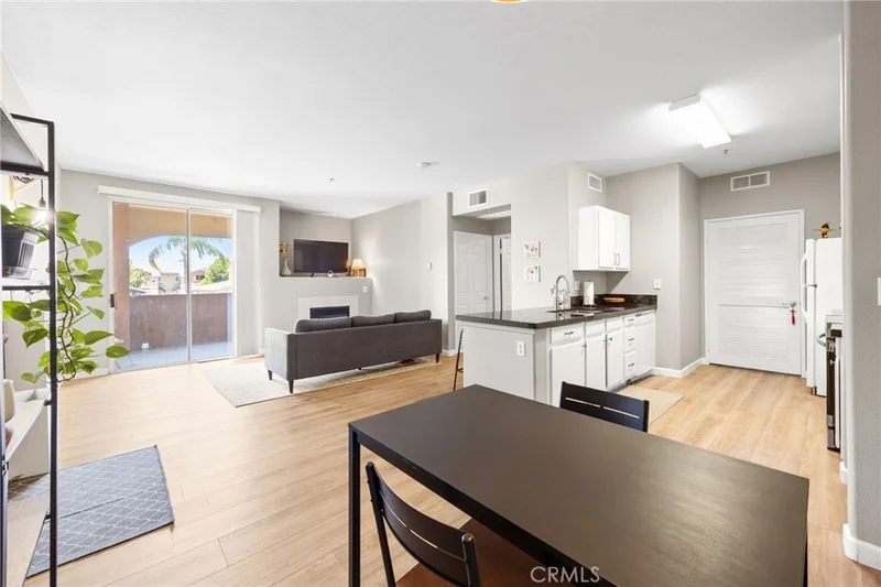 24909 Madison Ave 2823