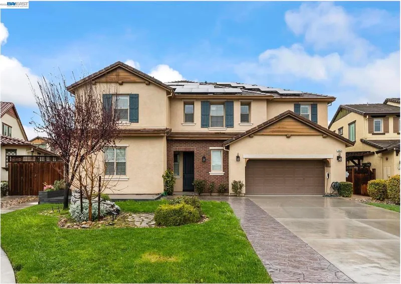 18628 Delta Ct