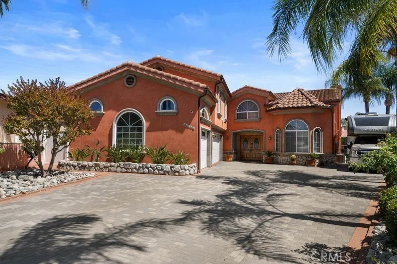 30186 Windward Drive, Canyon Lake, CA 92587
