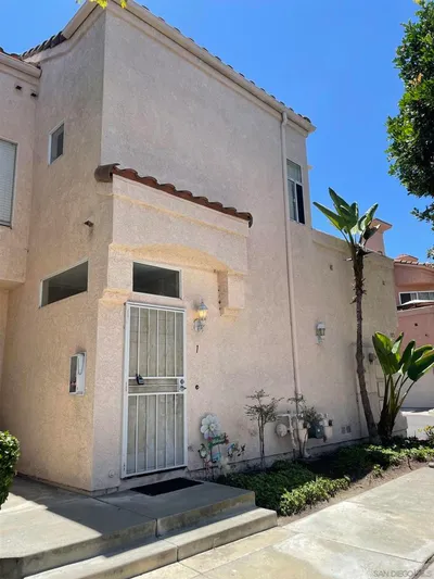 1373 Serena Circle 1