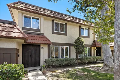 2692 W Plum Tree Lane