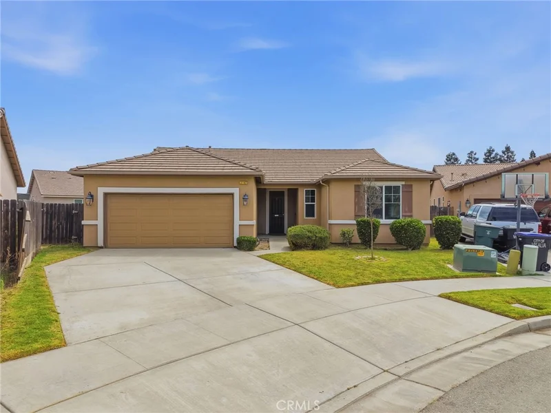3102 La Vida Court, Visalia, CA 93292