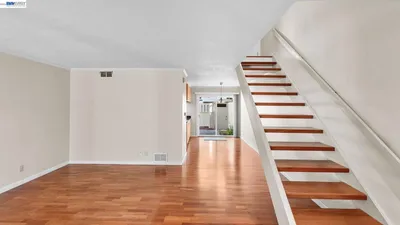 1229 Picasso Drive 1229 photo 2