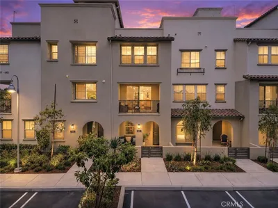 641 S Motif Street
