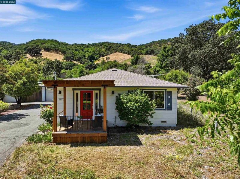 1911 Franklin Canyon Rd, Martinez, CA 94553