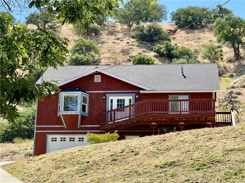 808 Circle