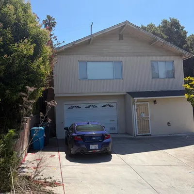 34 Cottage Lane photo 2