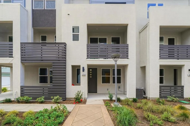 5105 Mauve Terrace