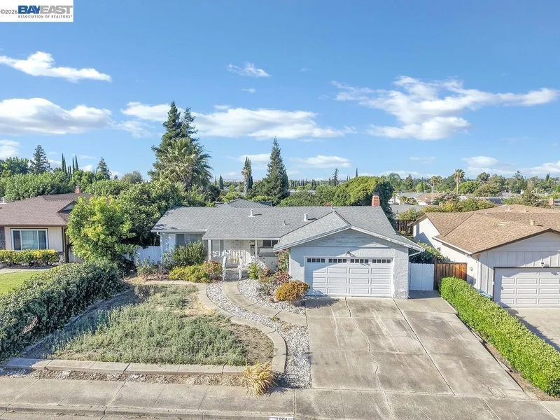 1124 Monterey Dr, Antioch, CA 94509