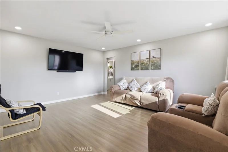 5535 Ackerfield Avenue 28, Long Beach, CA 90805