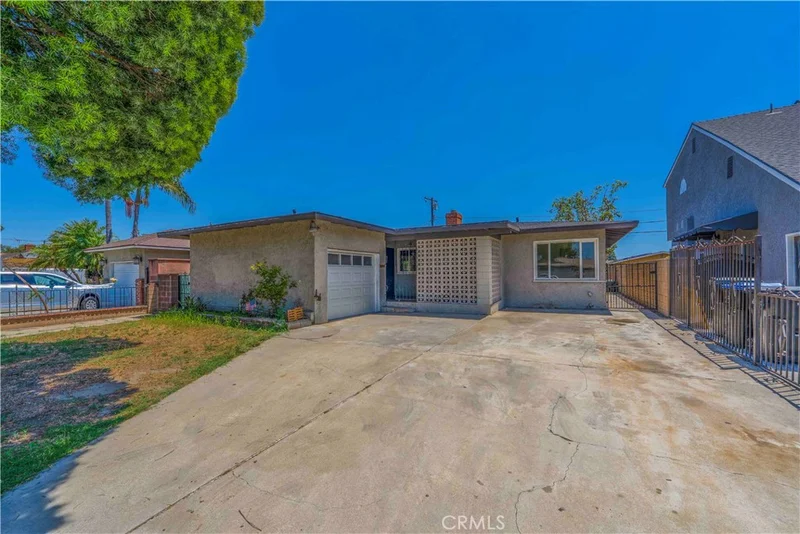 11702 Mapledale, Norwalk, CA 90650