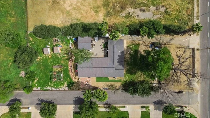 18959 Nordhoff, Northridge, CA 91324