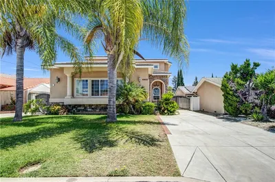 4902 Willmonte