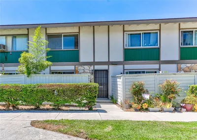 8098 Kerr Green