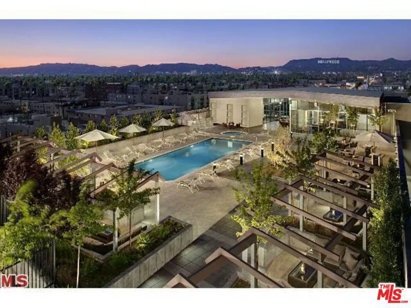 3785 Wilshire Boulevard 908 photo 2