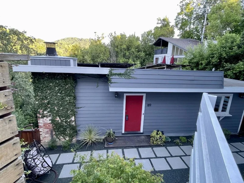 89 Frustuck Avenue, Fairfax, CA 94930