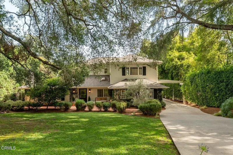 2060 E Altadena Drive, Altadena, CA 91001