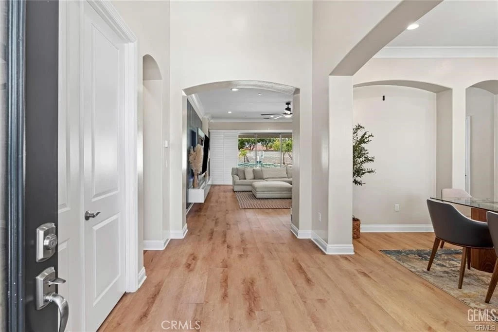 Interior 2