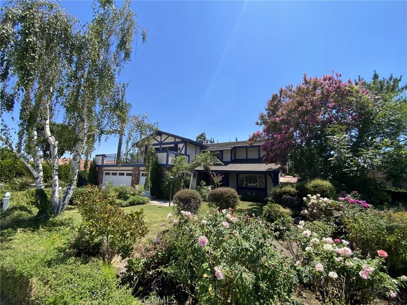 2072 Maverick Circle