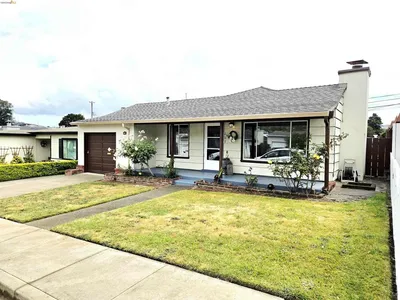 207 MANSFIELD DR.