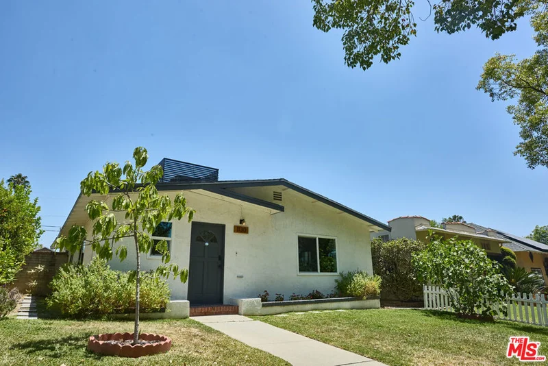1130 Wesley Avenue, Pasadena, CA 91104