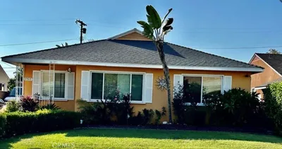 7517 N Ontario Street photo 2