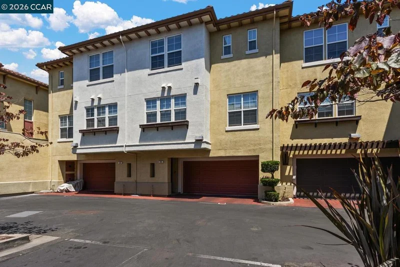 26 Warhol Way, Pleasant Hill, CA 94523