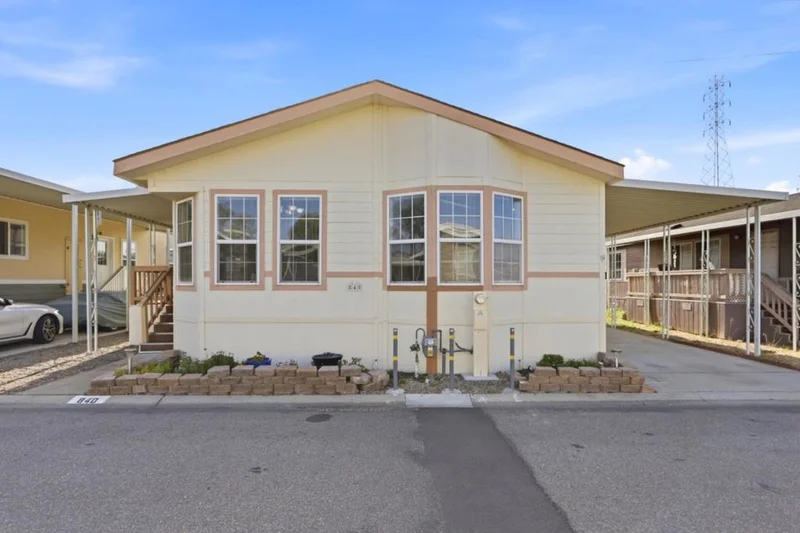 1085 Tasman #840, Sunnyvale, CA 94089