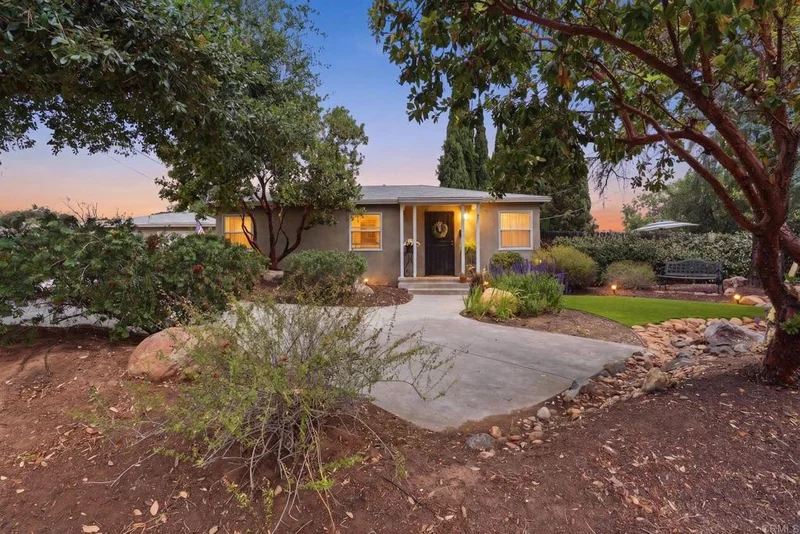 1244 Adobe Lane, El Cajon, CA 92021